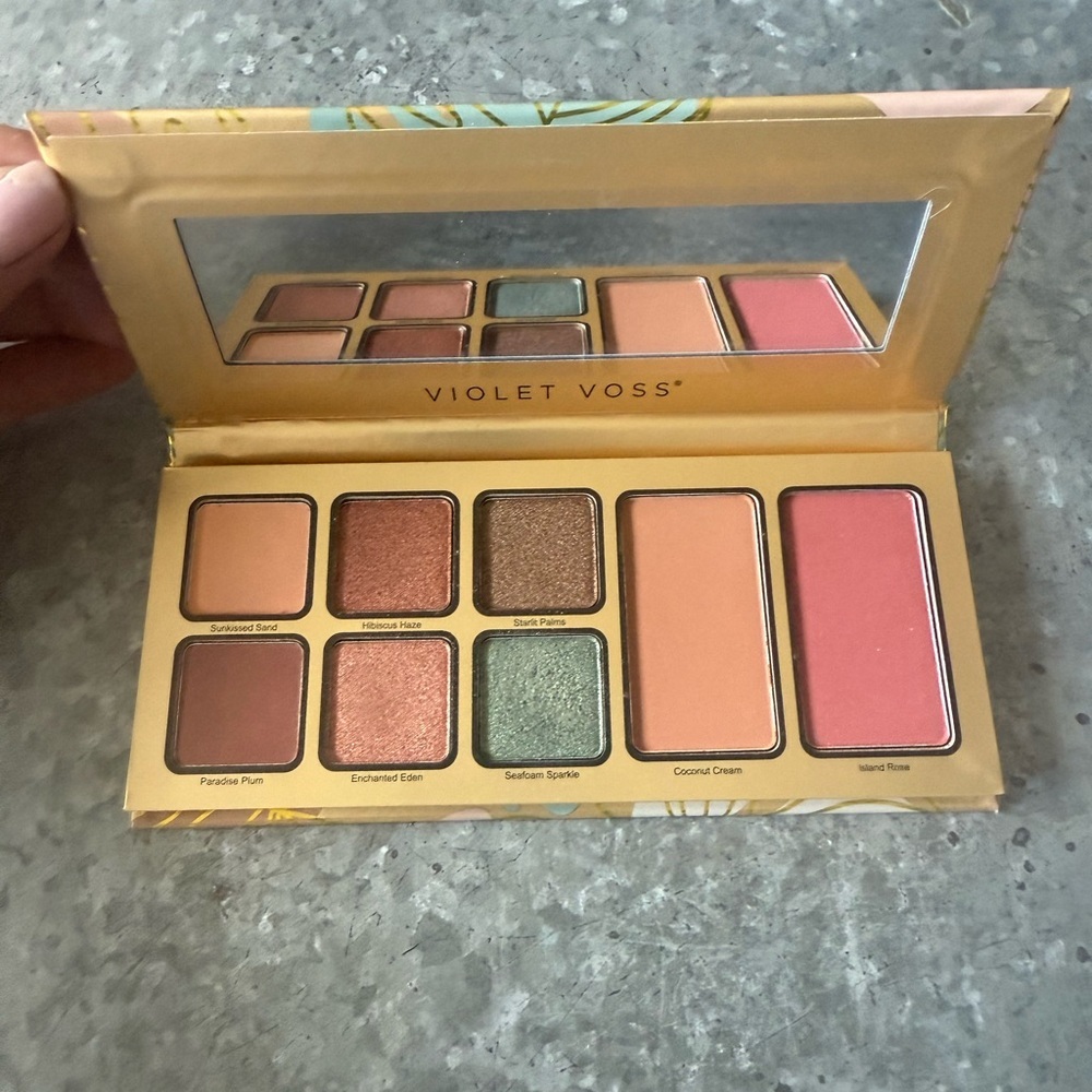Violet Voss Pretty in Paradise Eyeshadow Palette